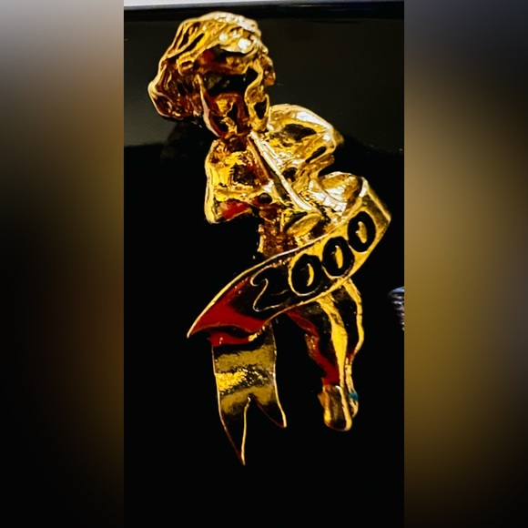 Pins Set - Picture 3 of 4